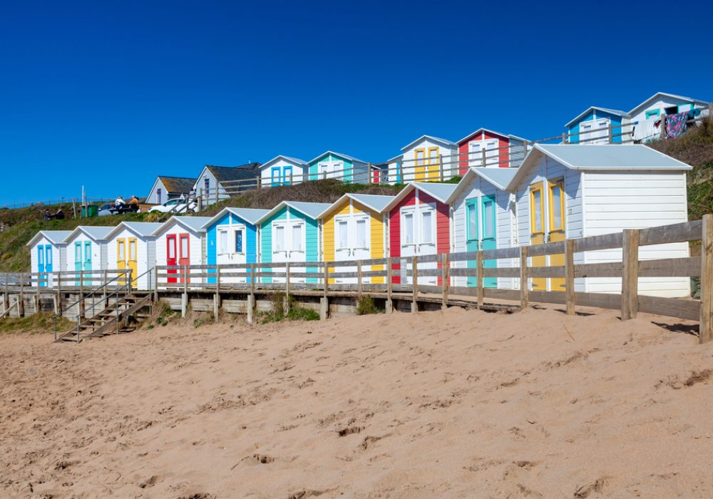 Colourful,Beach,Huts,At,Summerleaze,Beach,Bude,Cornwall,England,Uk