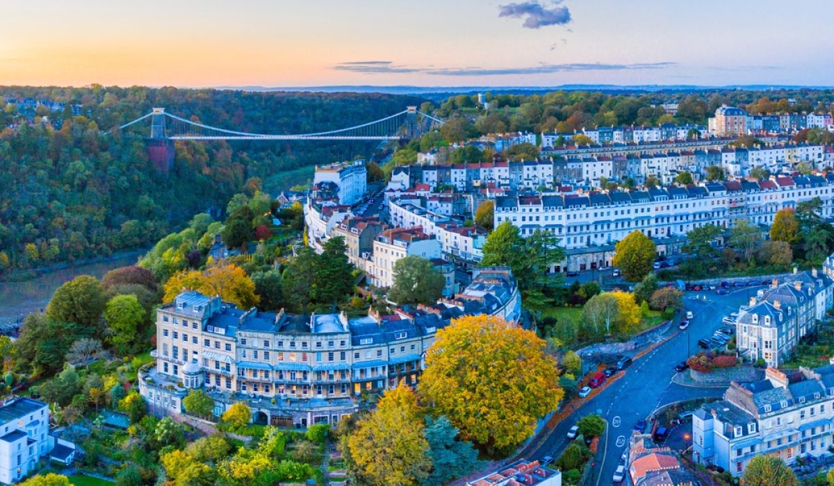 Clifton,Suspension,Bridge,Spanning,The,River,Avon,And,Linking,Clifton
